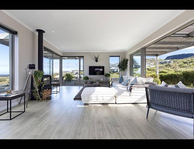 4 BEDROOM PROPERTY TO RENT IN CHAPMAN'S BAY ESTATE
